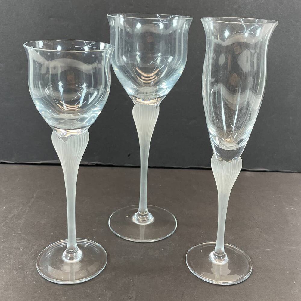 Mikasa 3 Sea Mist  Frosted White Stem Wine Glass Champagne Replacements